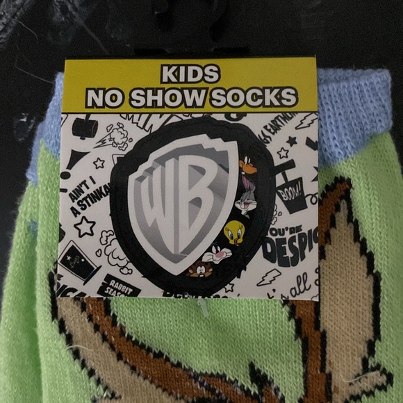 Baby Wile E. Coyote Kids No Show Socks - Picture 2 of 5